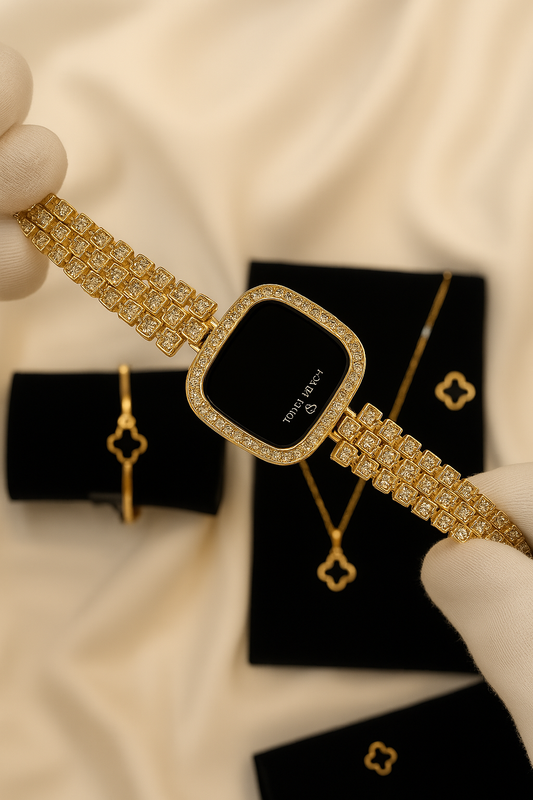 Elegant Clover Jewellery Set